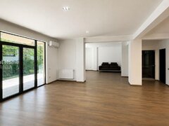 Floreasca For Sale Apartament 187 mp Curte 175 mp Garaj